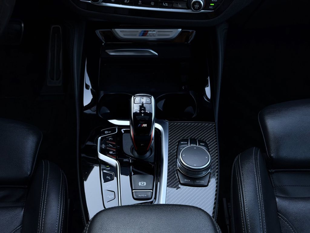 Photo 20 of this BMW X4