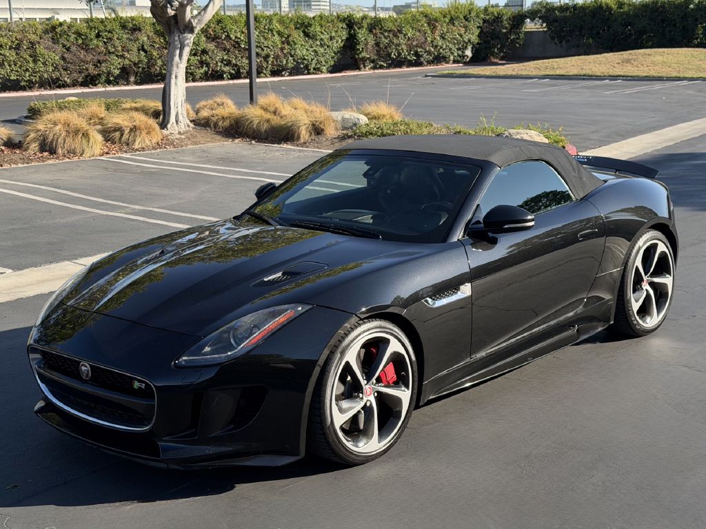 Photo 4 of this JAGUAR F-TYPE