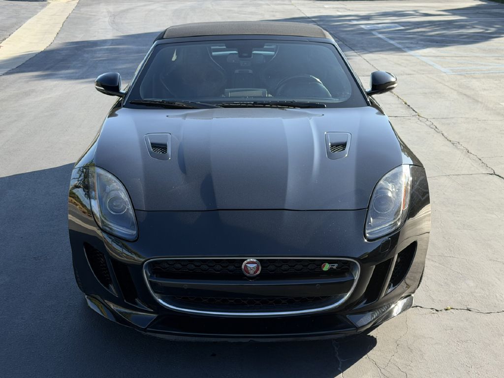 Photo 5 of this JAGUAR F-TYPE