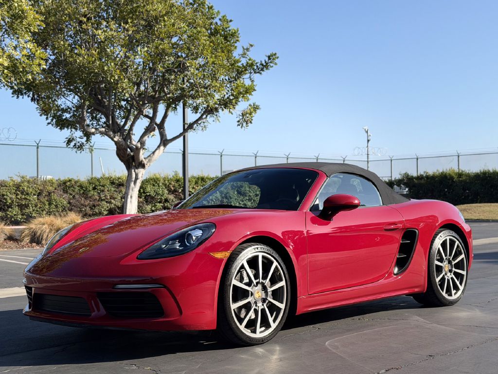 Photo 2 of this PORSCHE BOXSTER