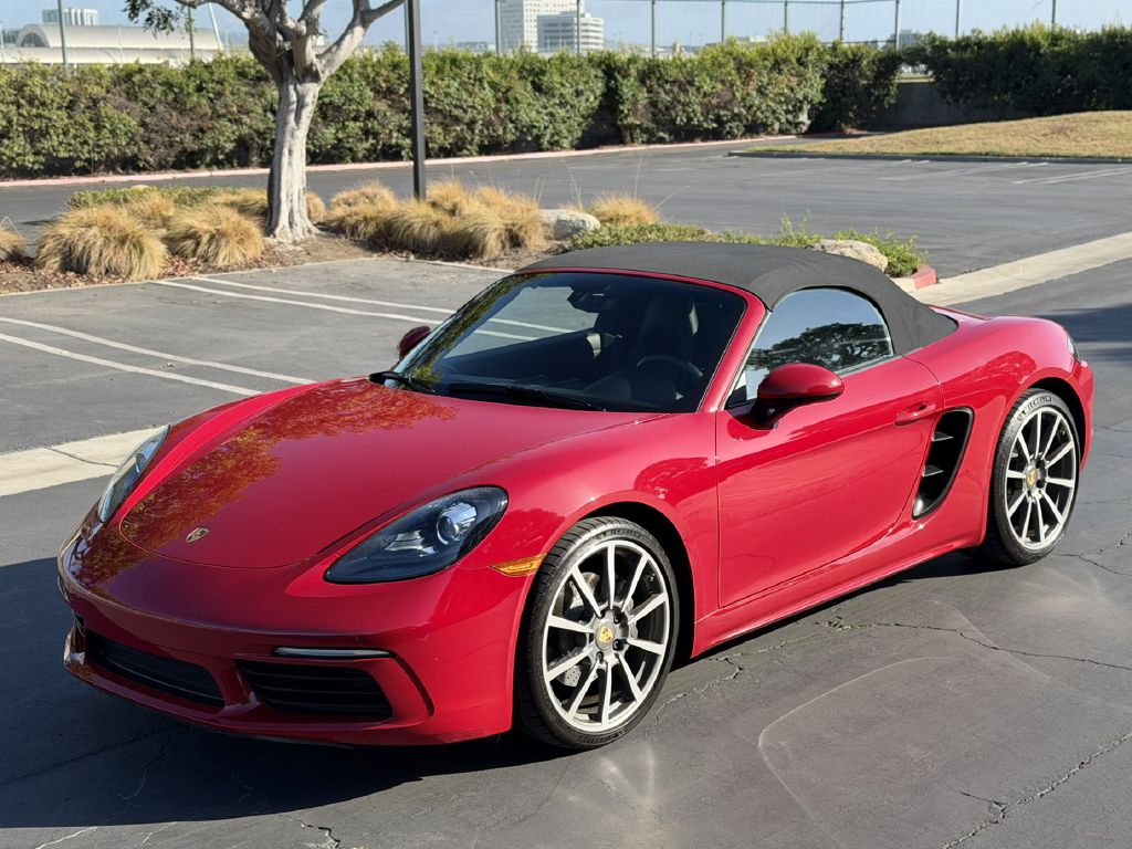 Photo 4 of this PORSCHE BOXSTER