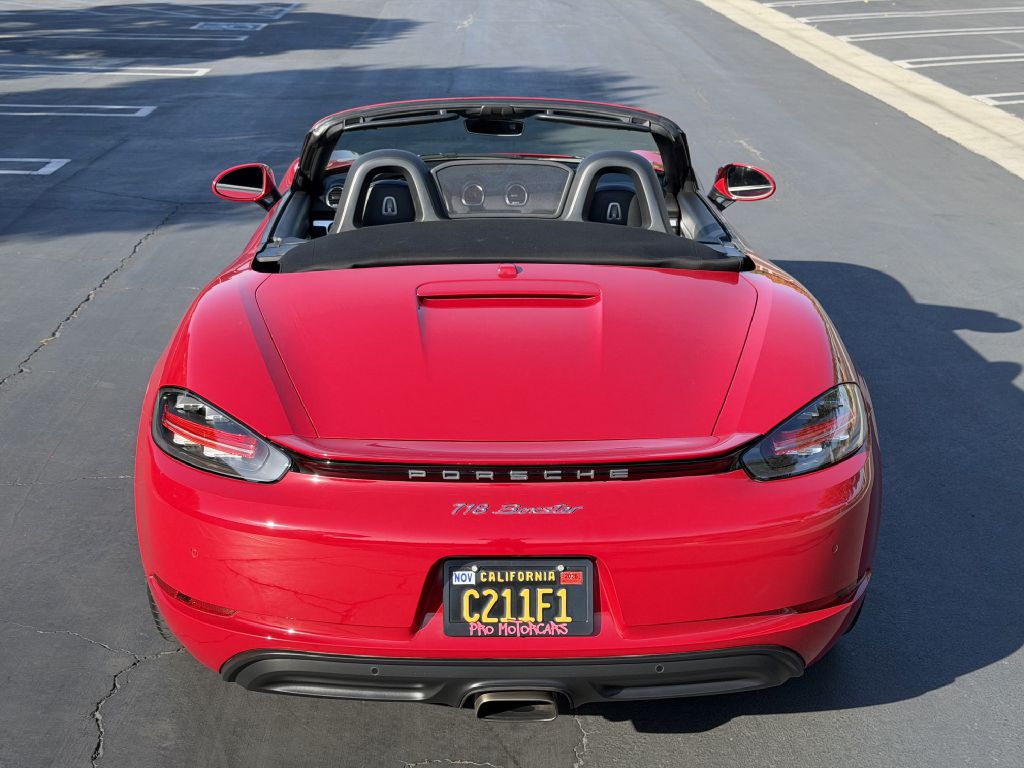 Photo 10 of this PORSCHE BOXSTER