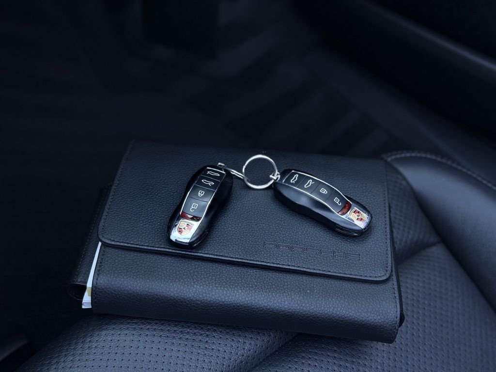 Photo 23 of this PORSCHE BOXSTER
