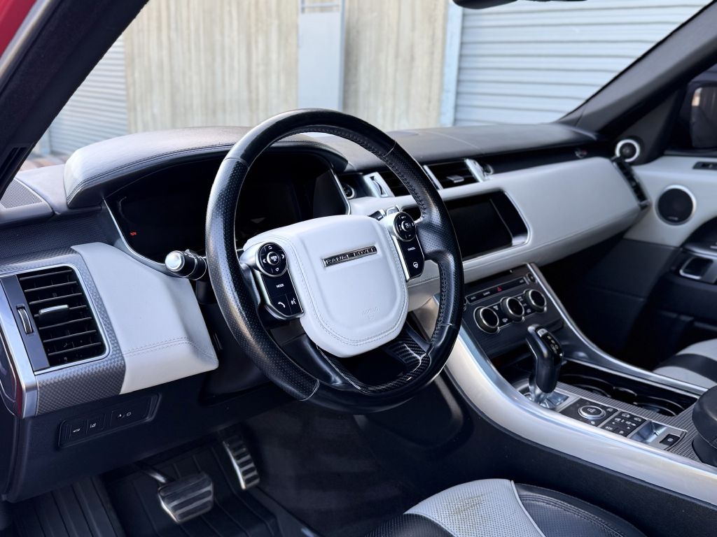 Photo 9 of this LAND ROVER RANGE ROVER SPO