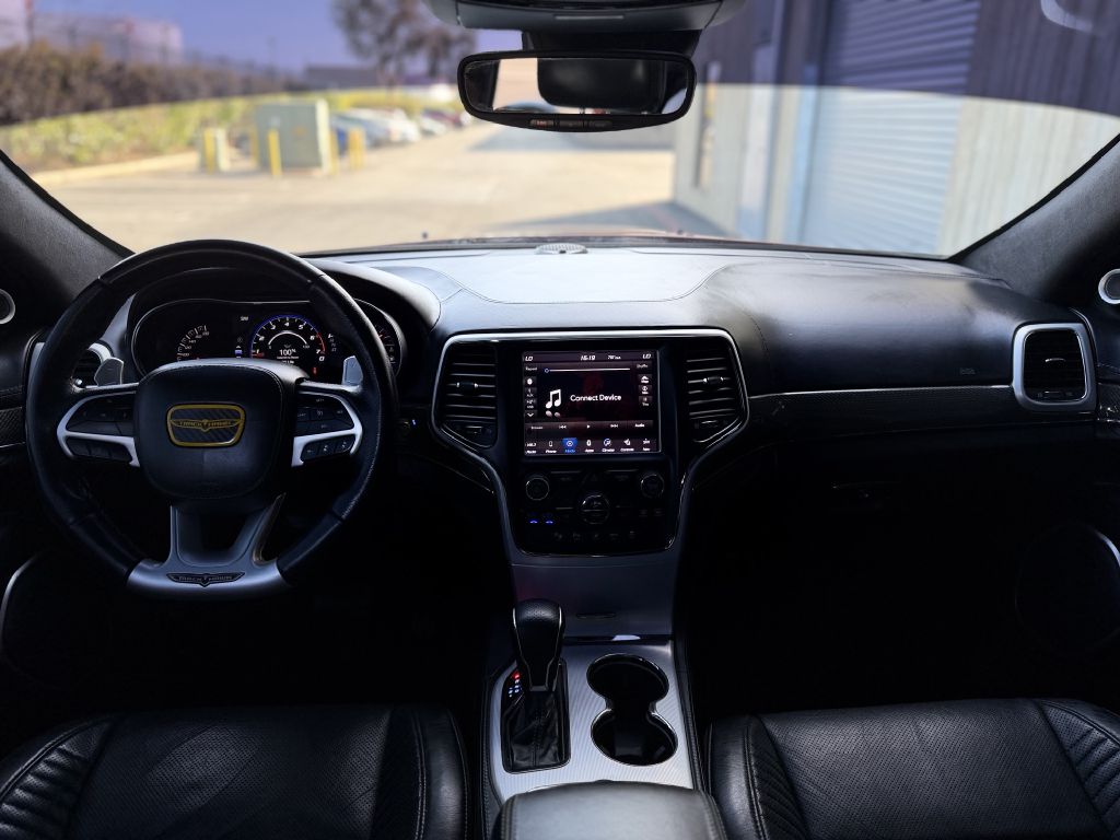 Photo 19 of this JEEP GRAND CHEROKEE