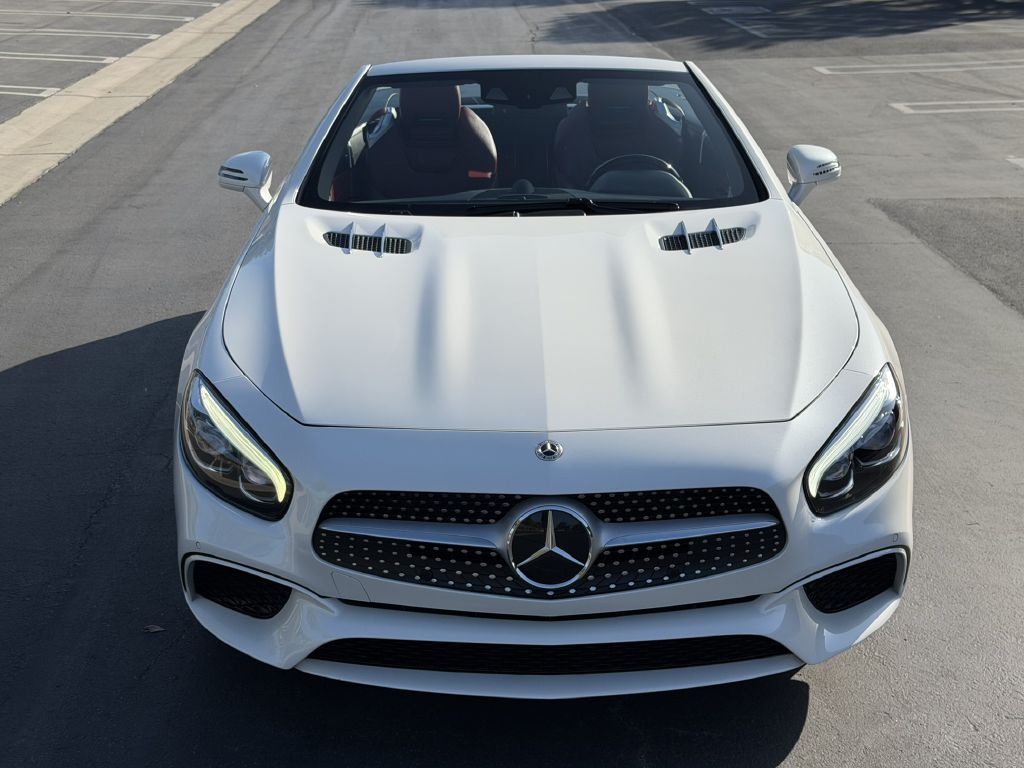 Photo 6 of this MERCEDES-BENZ SL