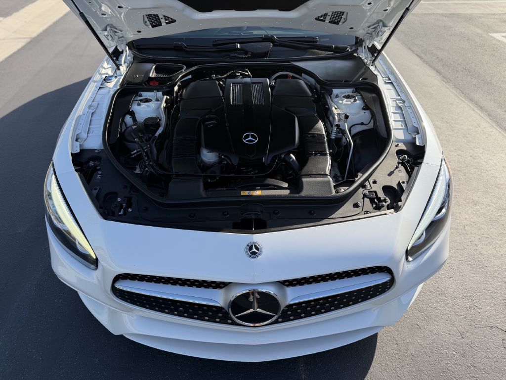 Photo 27 of this MERCEDES-BENZ SL
