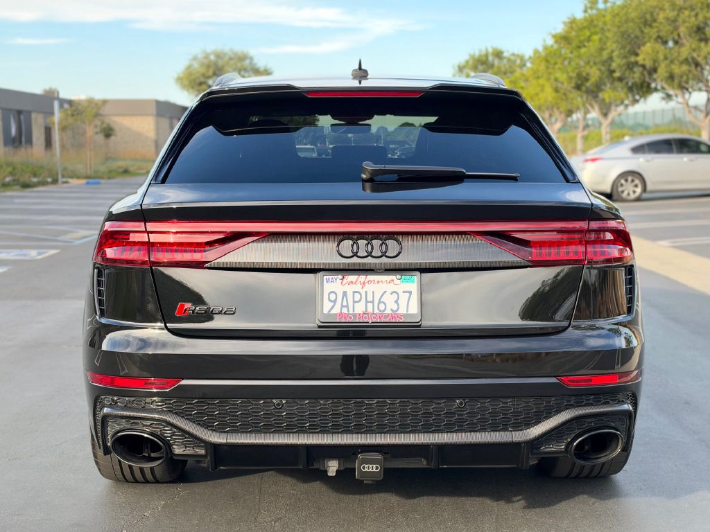 Photo 6 of this AUDI RS Q8