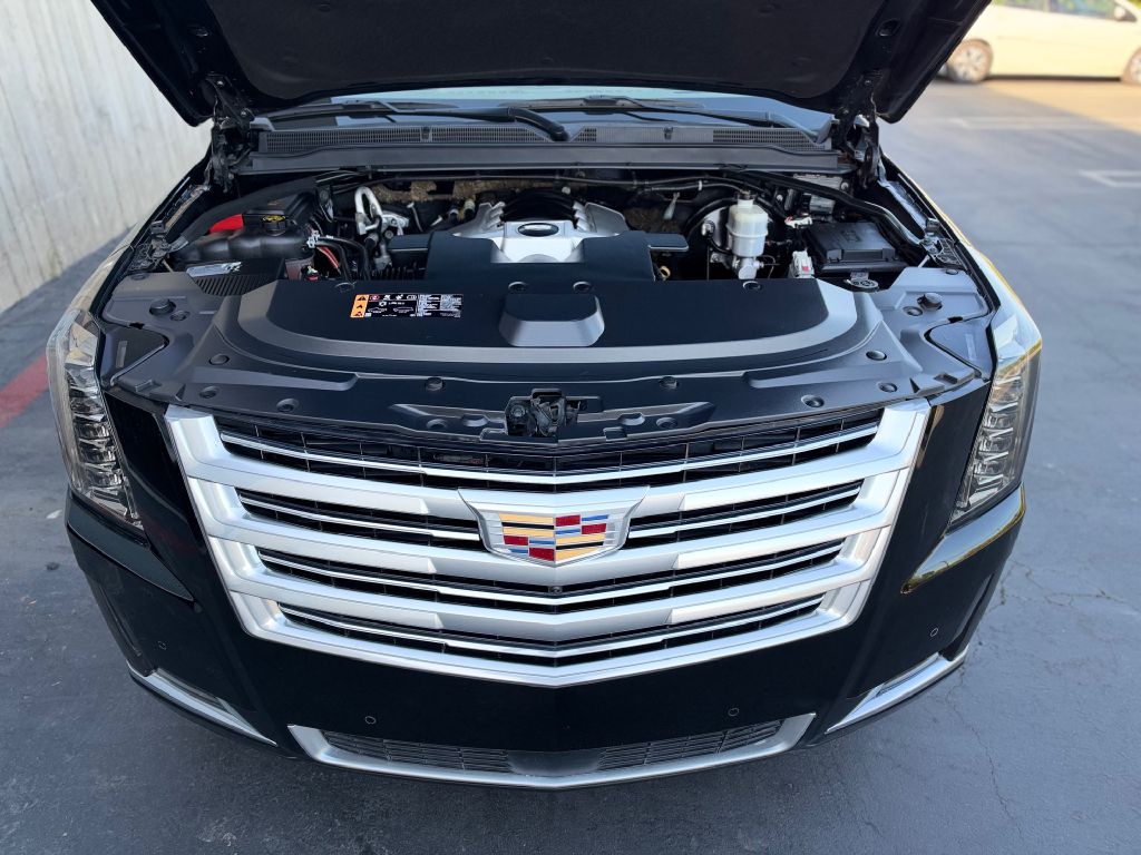 Photo 17 of this CADILLAC ESCALADE