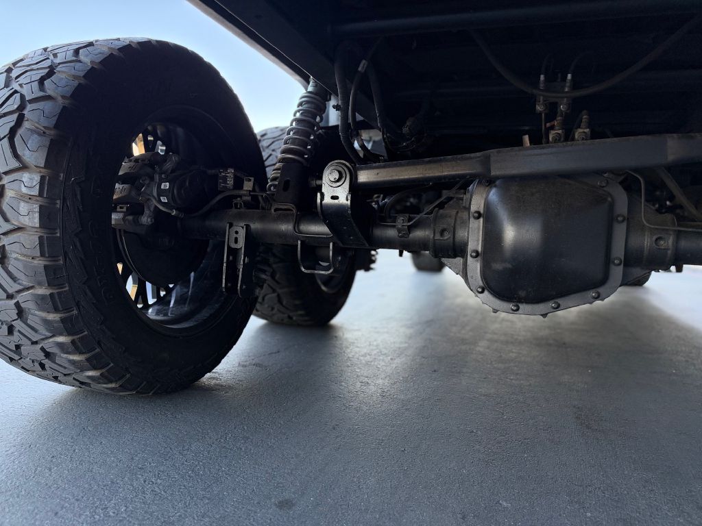 Photo 23 of this FORD F150 6X6