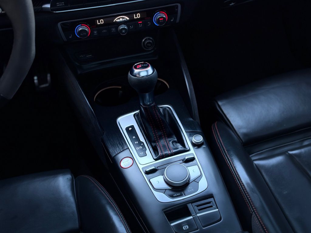 Photo 19 of this AUDI RS3