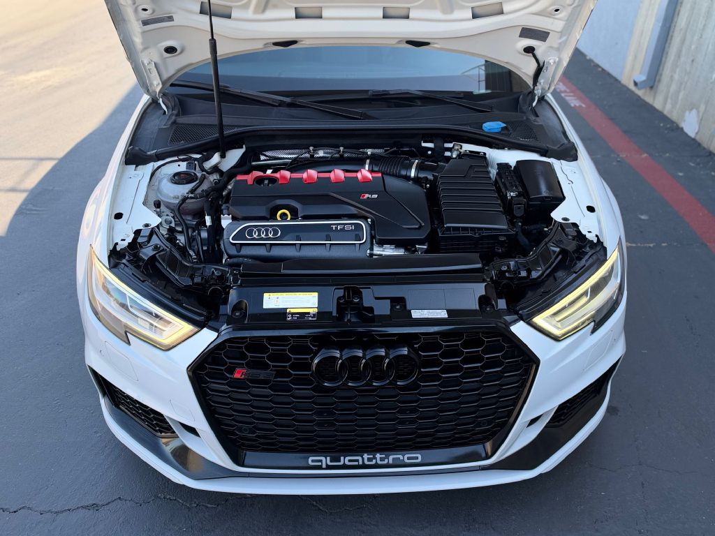 Photo 22 of this AUDI RS3