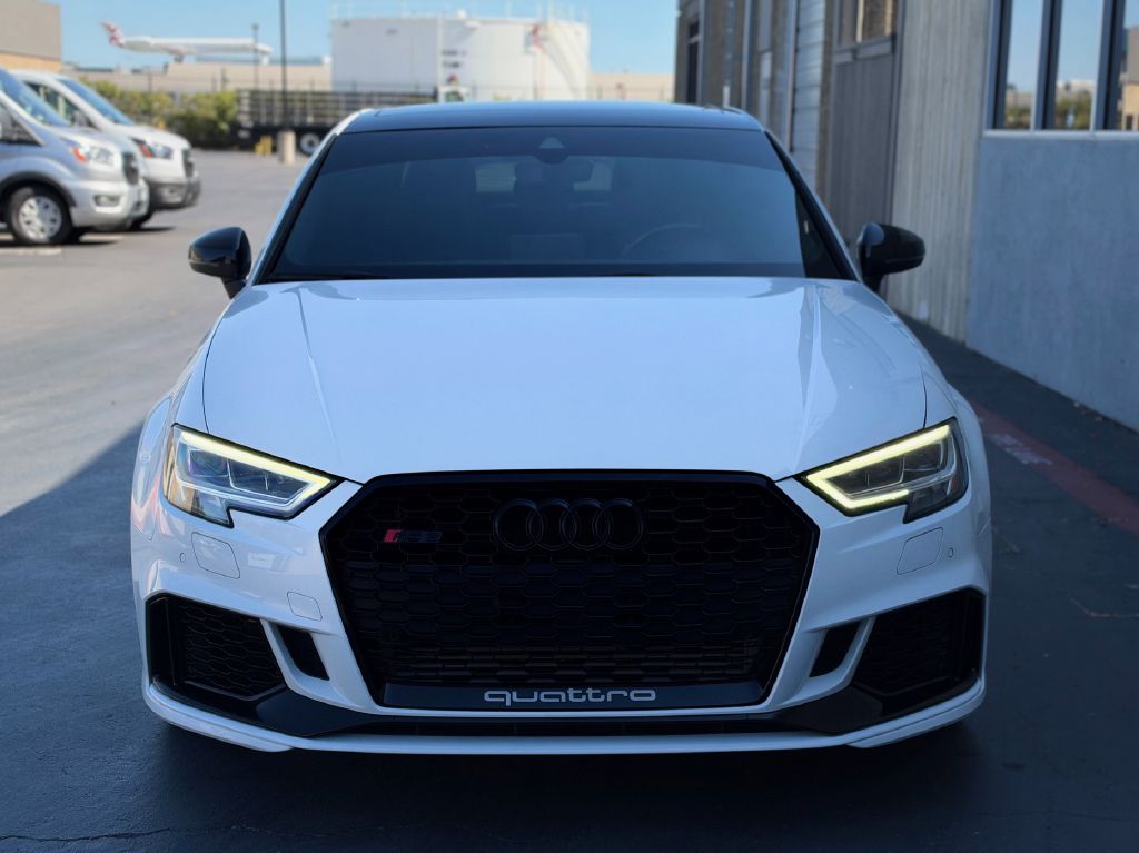 Photo 24 of this AUDI RS3