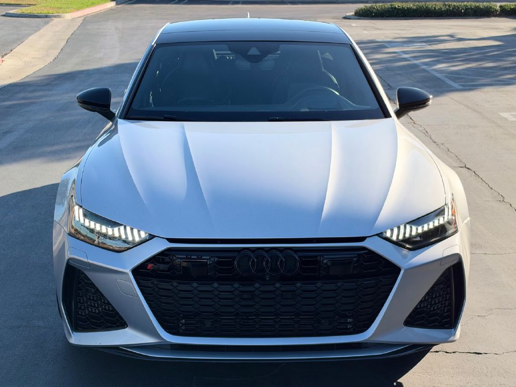 Photo 3 of this AUDI RS7