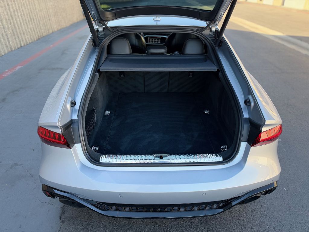 Photo 23 of this AUDI RS7