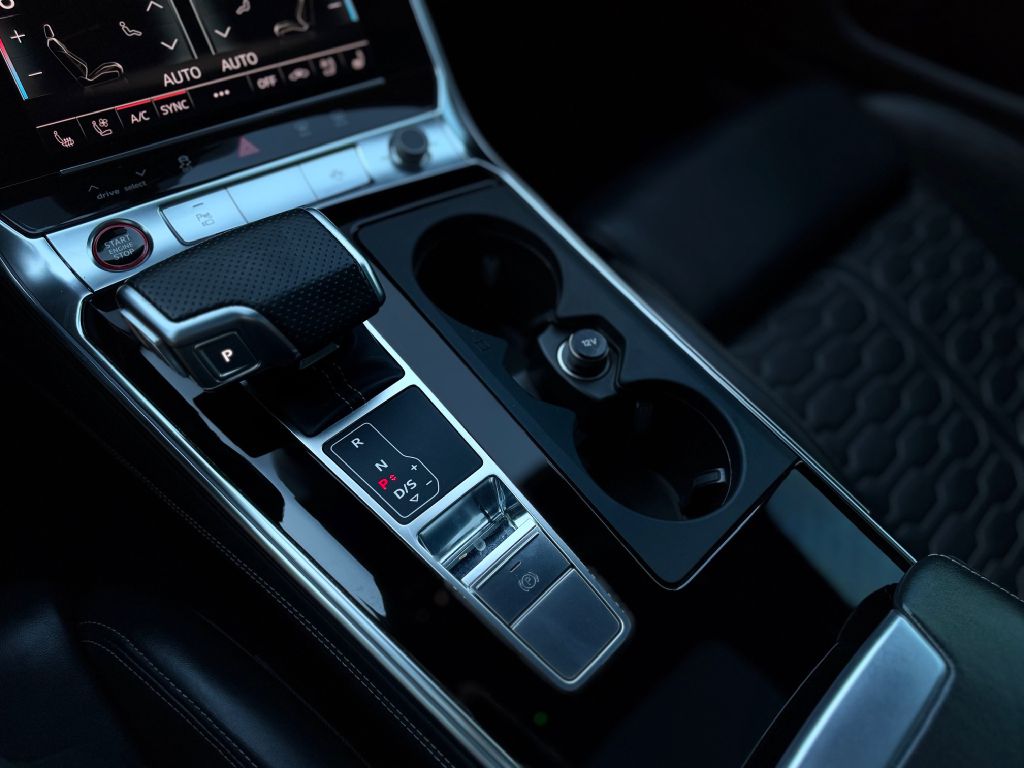 Photo 30 of this AUDI RS7