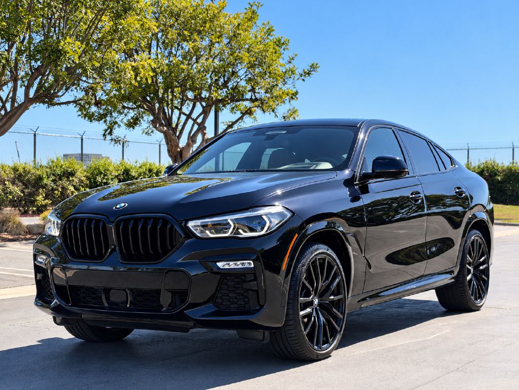 Photo 2 of this BMW X6