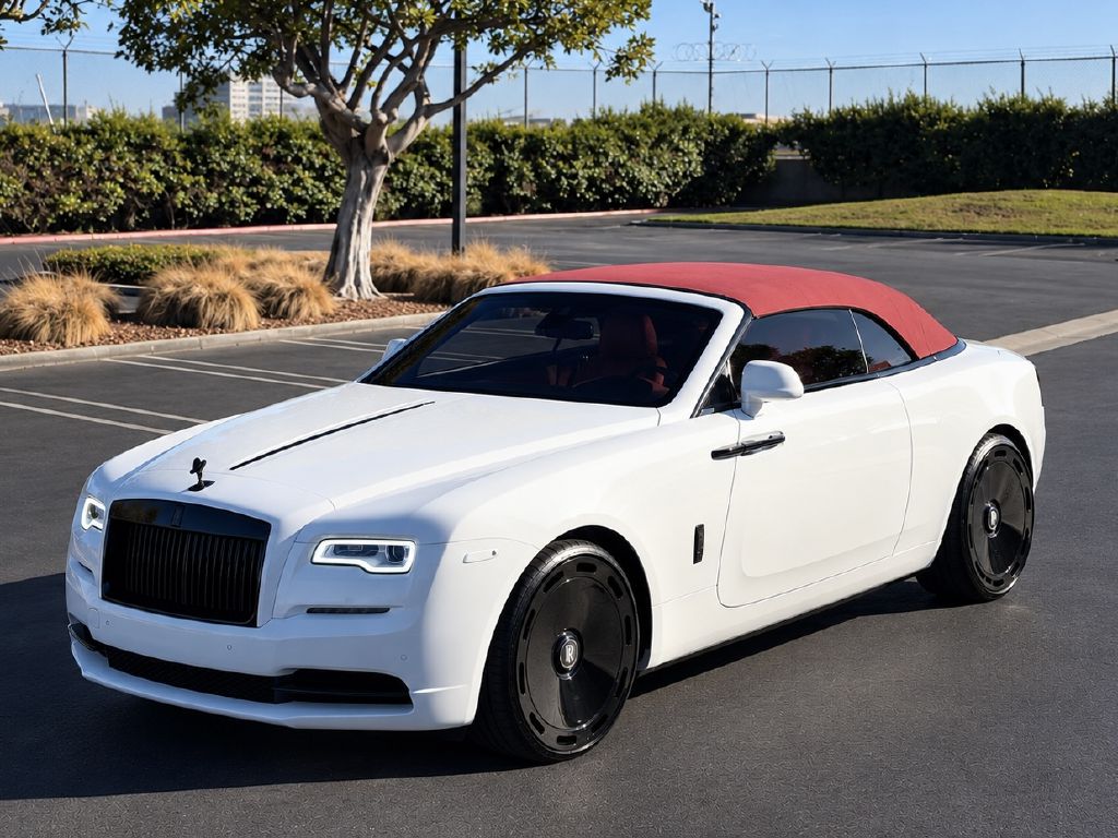 Photo 4 of this ROLLS-ROYCE DAWN