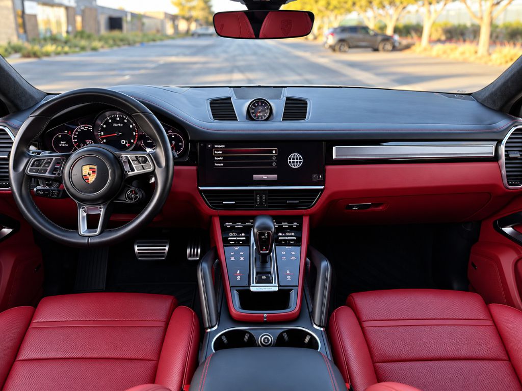 Photo 16 of this PORSCHE CAYENNE