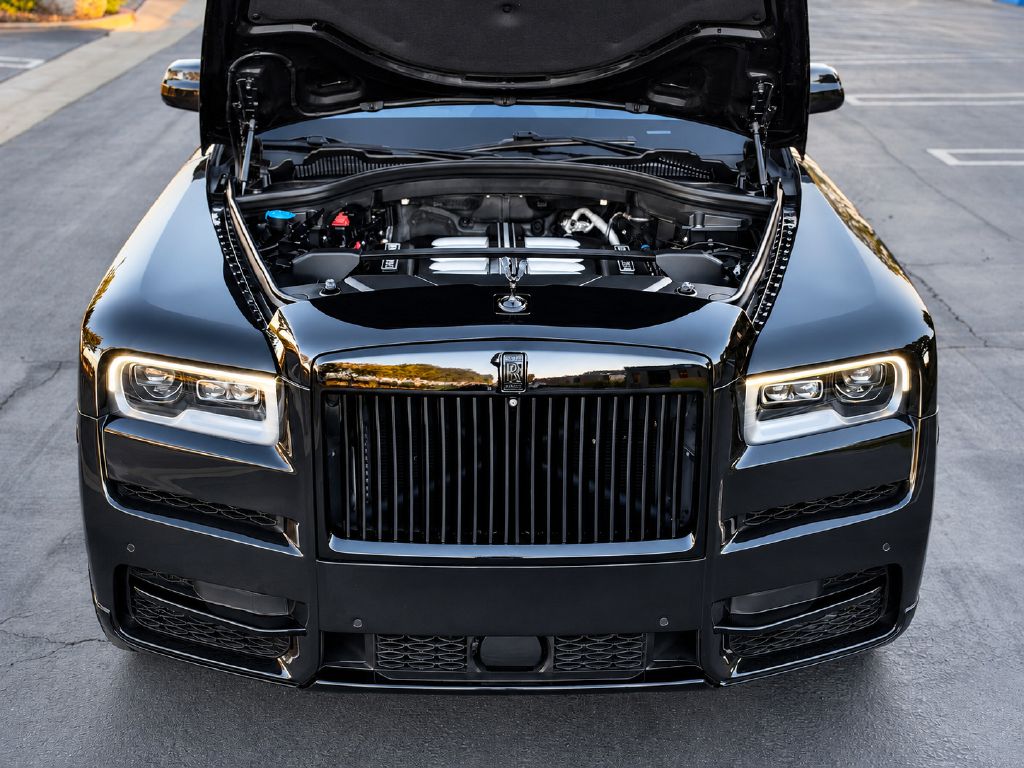 Photo 26 of this ROLLS-ROYCE CULLINAN