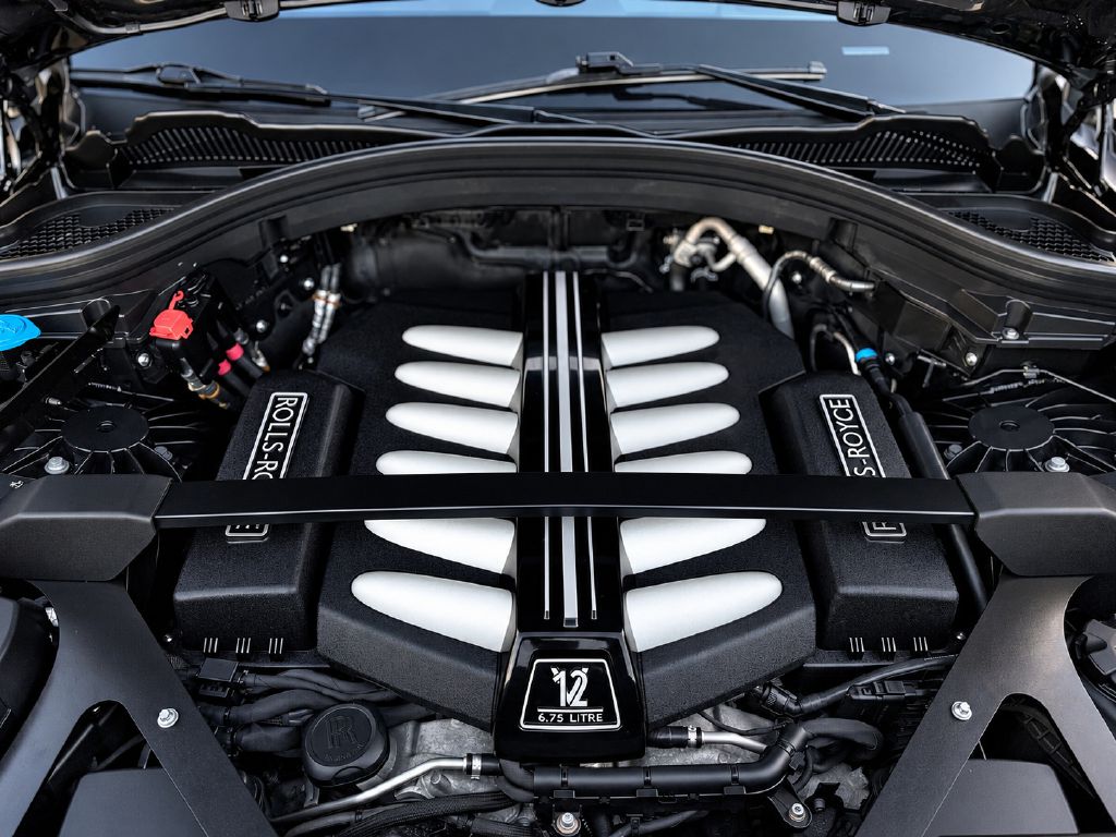 Photo 27 of this ROLLS-ROYCE CULLINAN