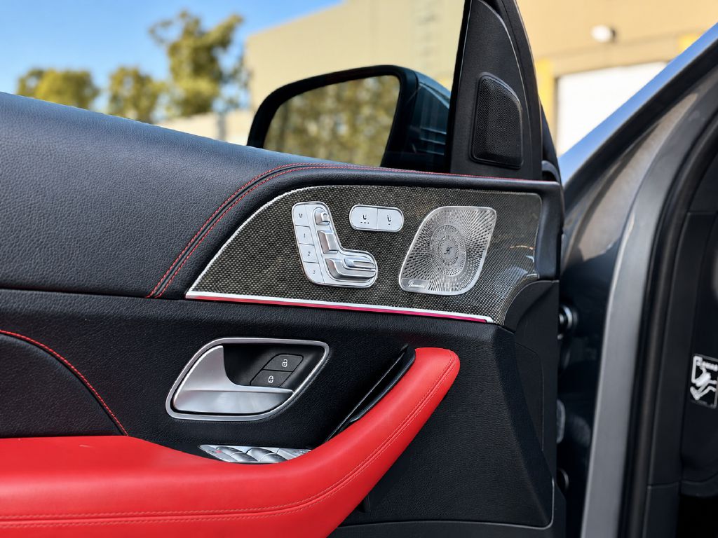Photo 11 of this MERCEDES-BENZ GLE