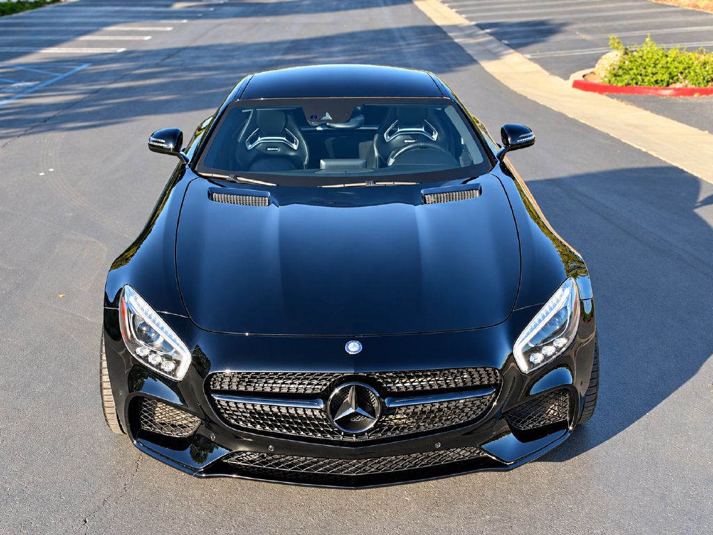 Photo 9 of this MERCEDES-BENZ AMG GT