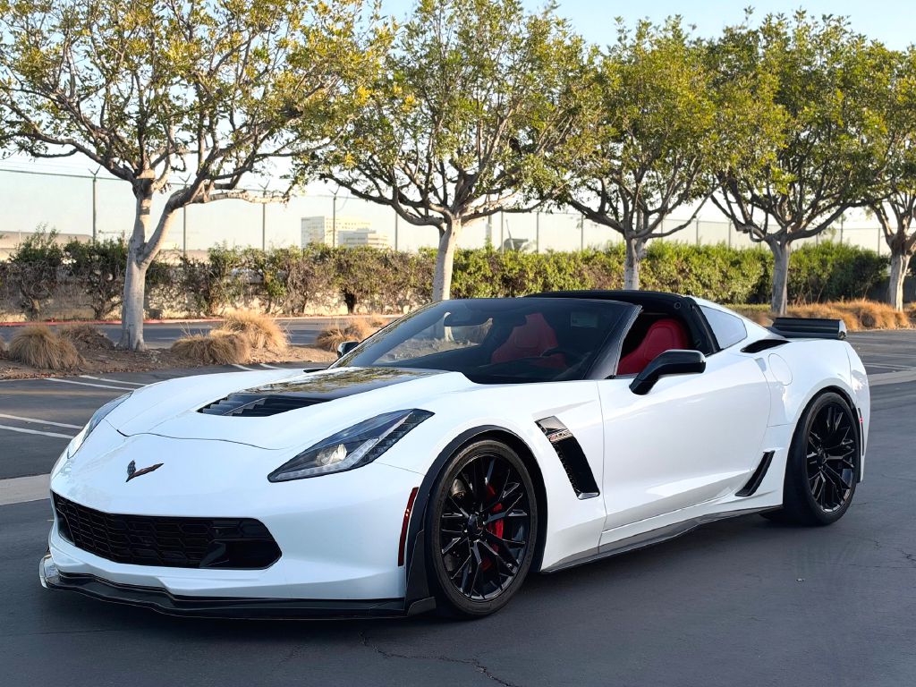 Photo 3 of this CHEVROLET CORVETTE