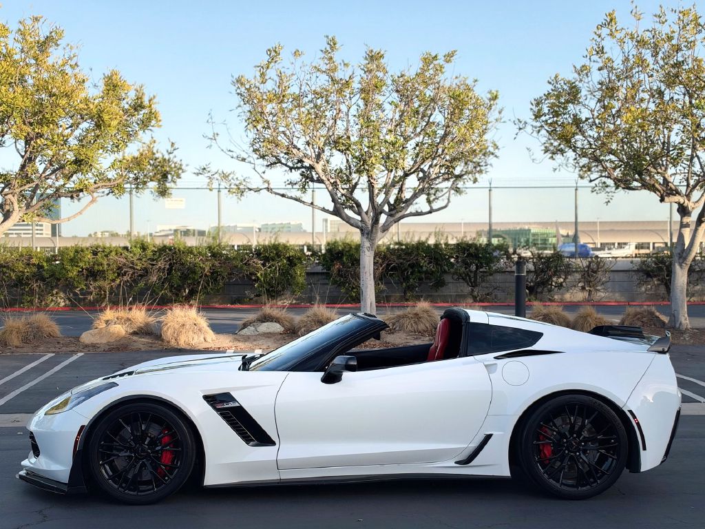 Photo 10 of this CHEVROLET CORVETTE