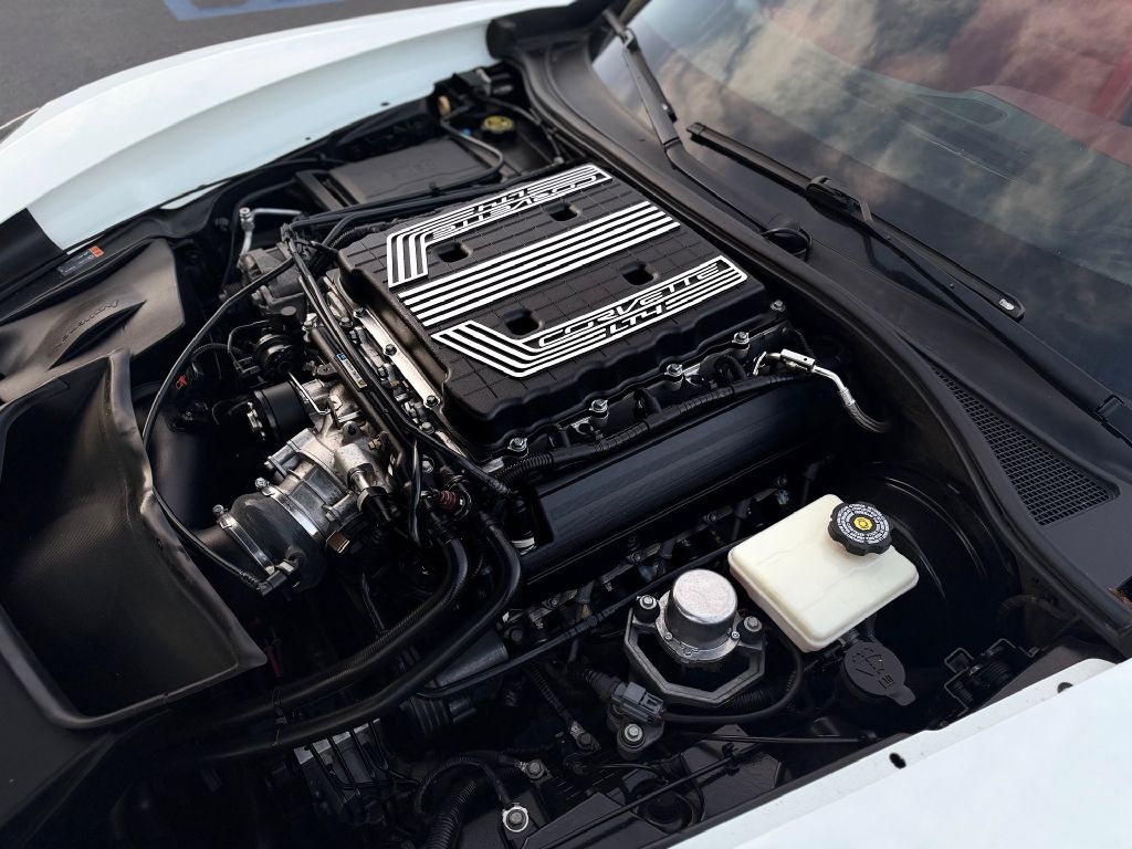 Photo 23 of this CHEVROLET CORVETTE