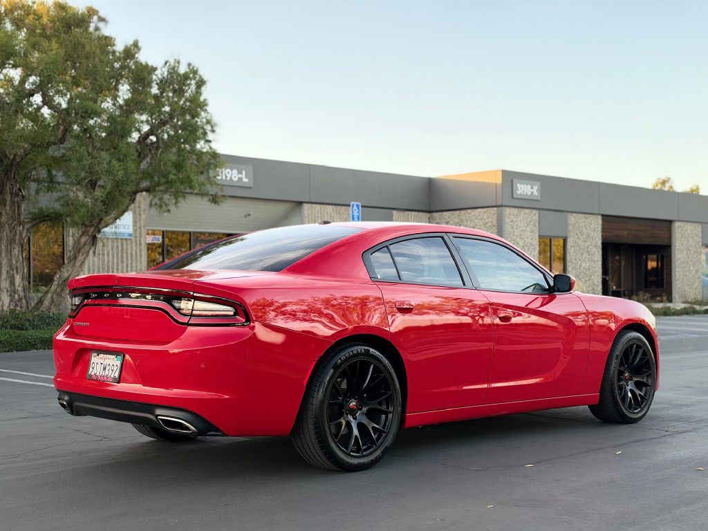 Photo 5 of this DODGE CHARGER