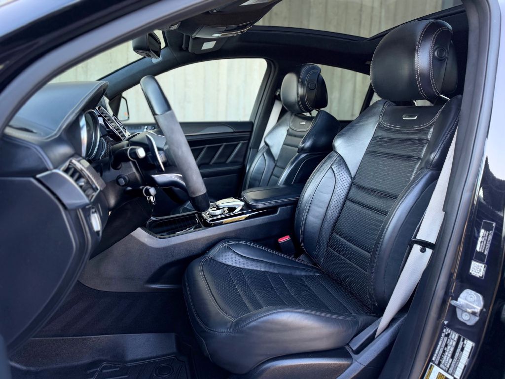 Photo 13 of this MERCEDES-BENZ GLE COUPE