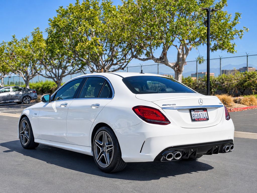 Photo 5 of this MERCEDES-BENZ C-CLASS