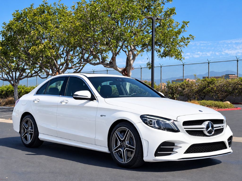 Photo 6 of this MERCEDES-BENZ C-CLASS
