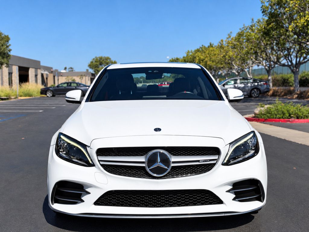 Photo 8 of this MERCEDES-BENZ C-CLASS