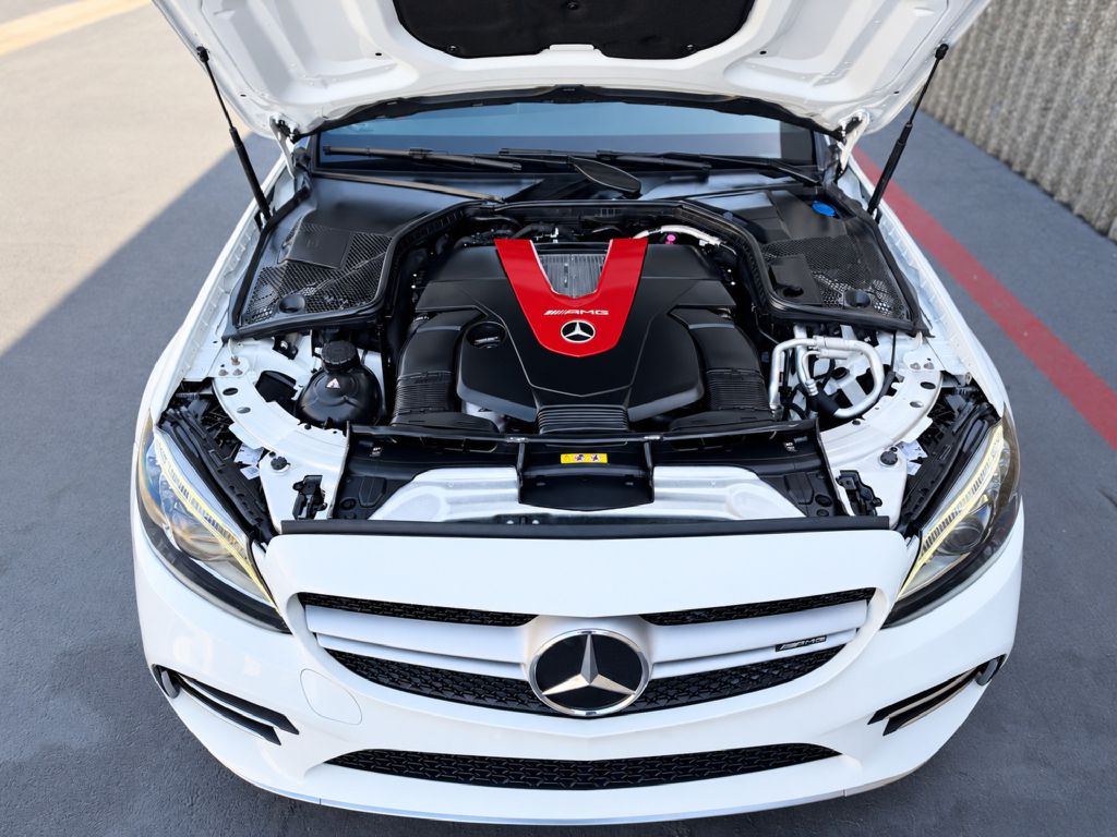 Photo 22 of this MERCEDES-BENZ C-CLASS
