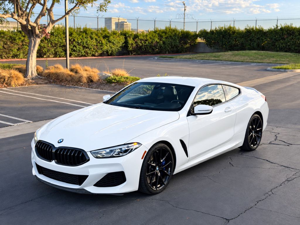 Photo 2 of this BMW M850XI