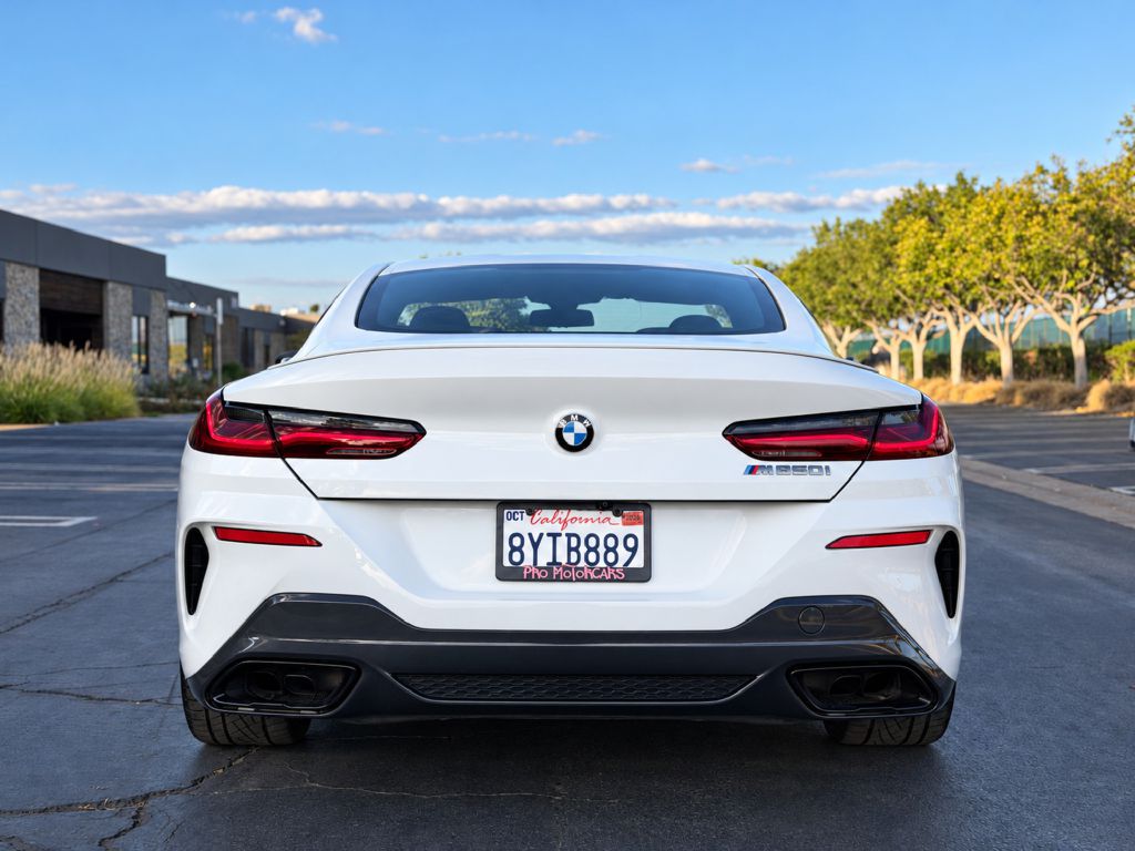Photo 6 of this BMW M850XI