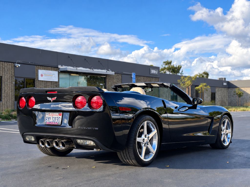 Photo 7 of this CHEVROLET CORVETTE