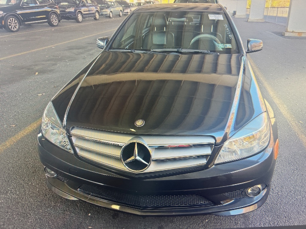 Photo 10 of this MERCEDES-BENZ C-CLASS