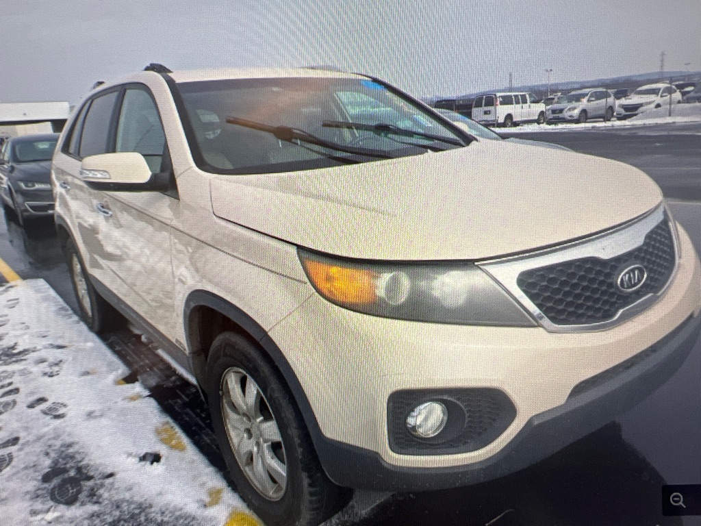 Photo 4 of this KIA SORENTO