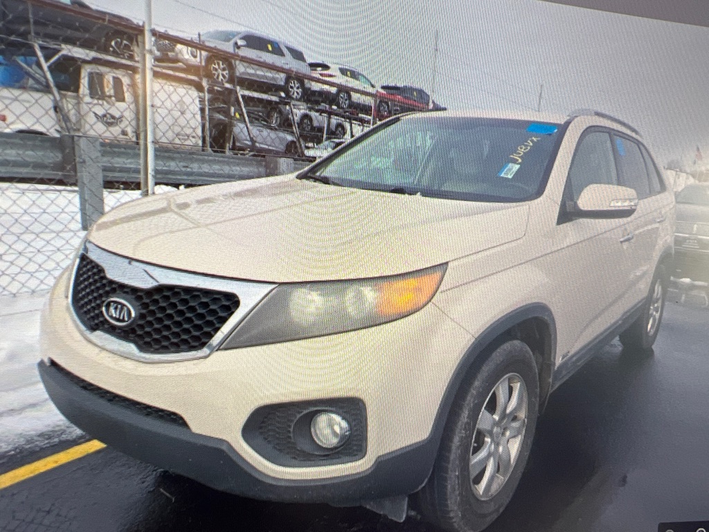 2011 KIA SORENTO