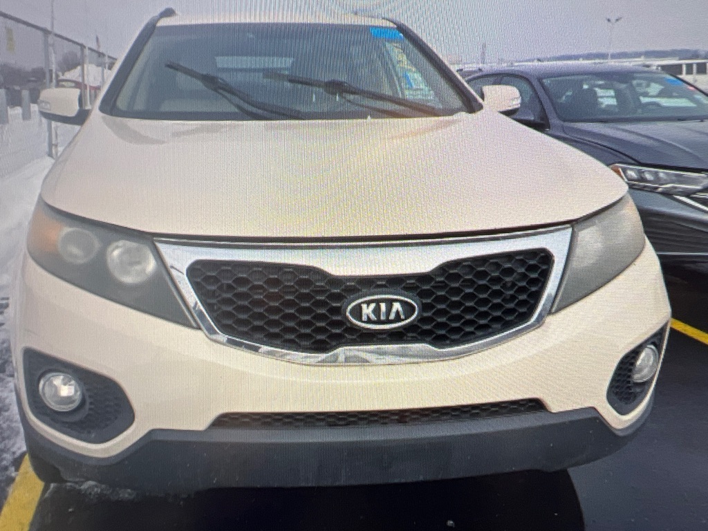 Photo 5 of this KIA SORENTO