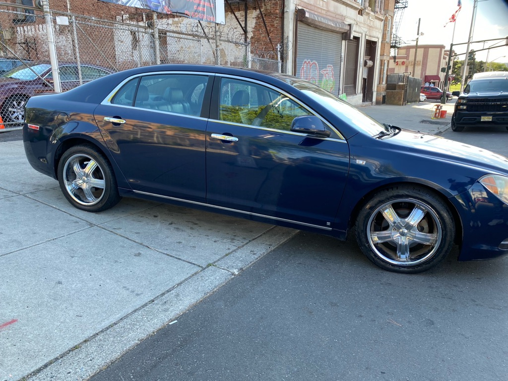 Photo 11 of this CHEVROLET MALIBU