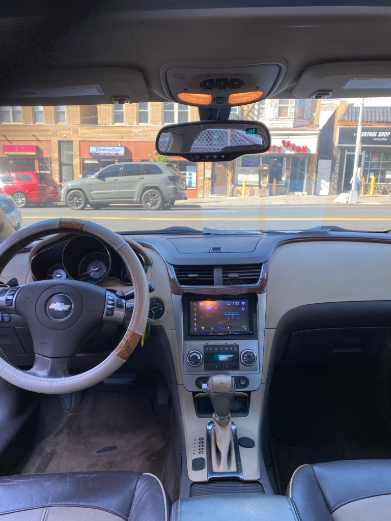 Photo 17 of this CHEVROLET MALIBU