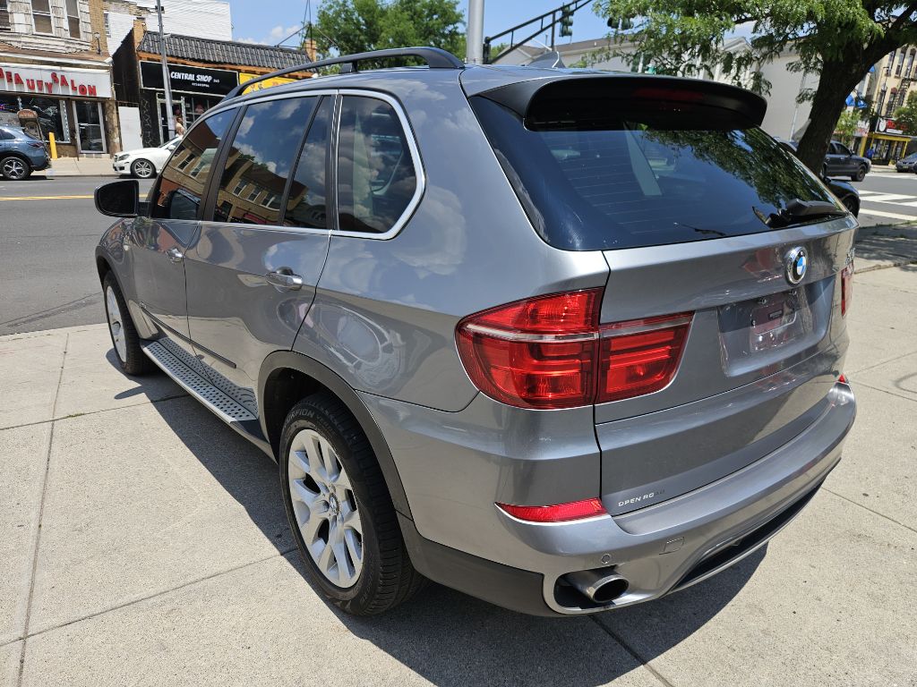 Photo 8 of this BMW X5