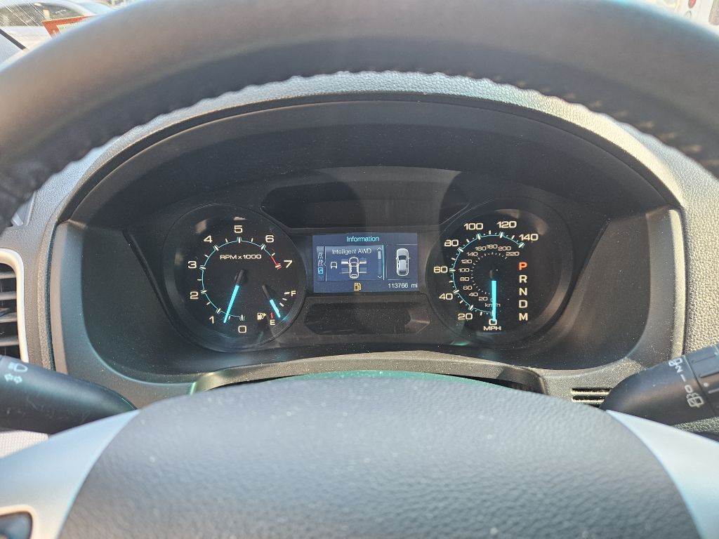 Photo 13 of this FORD EXPLORER