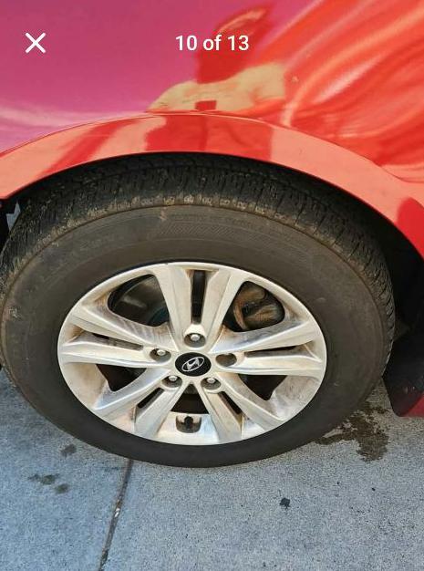Photo 13 of this HYUNDAI SONATA