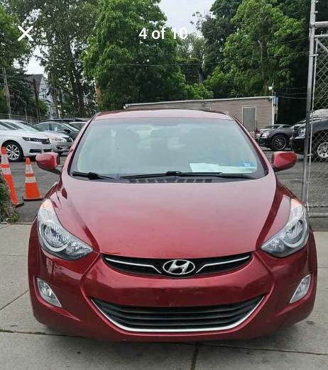 Photo 4 of this HYUNDAI ELANTRA