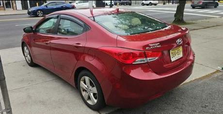 Photo 7 of this HYUNDAI ELANTRA